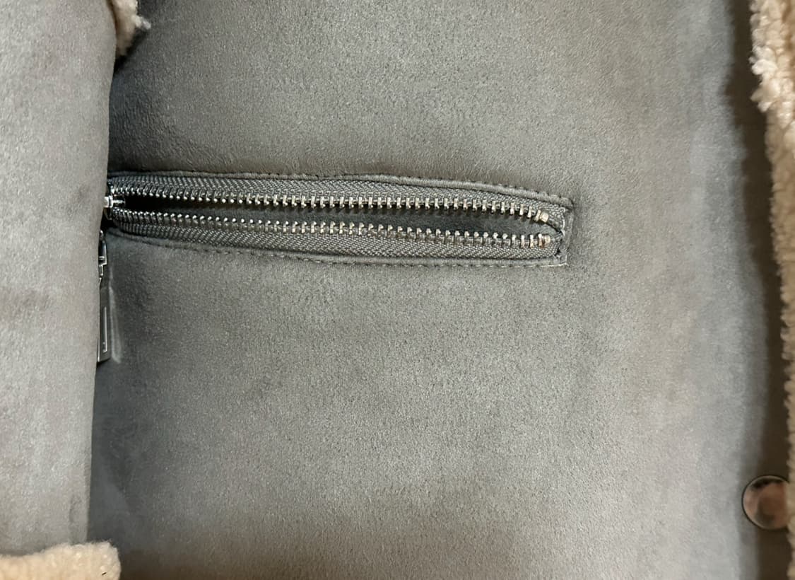 J.stuart Grayish blue shearling coat 상품이미지5