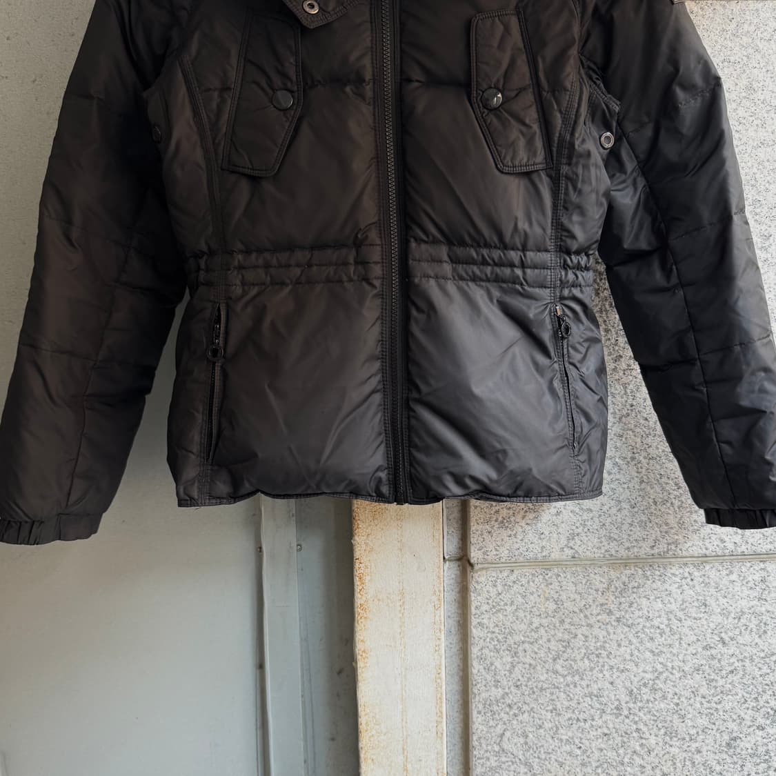 DKNY 빅카라 로고 다운 자켓 상품이미지4