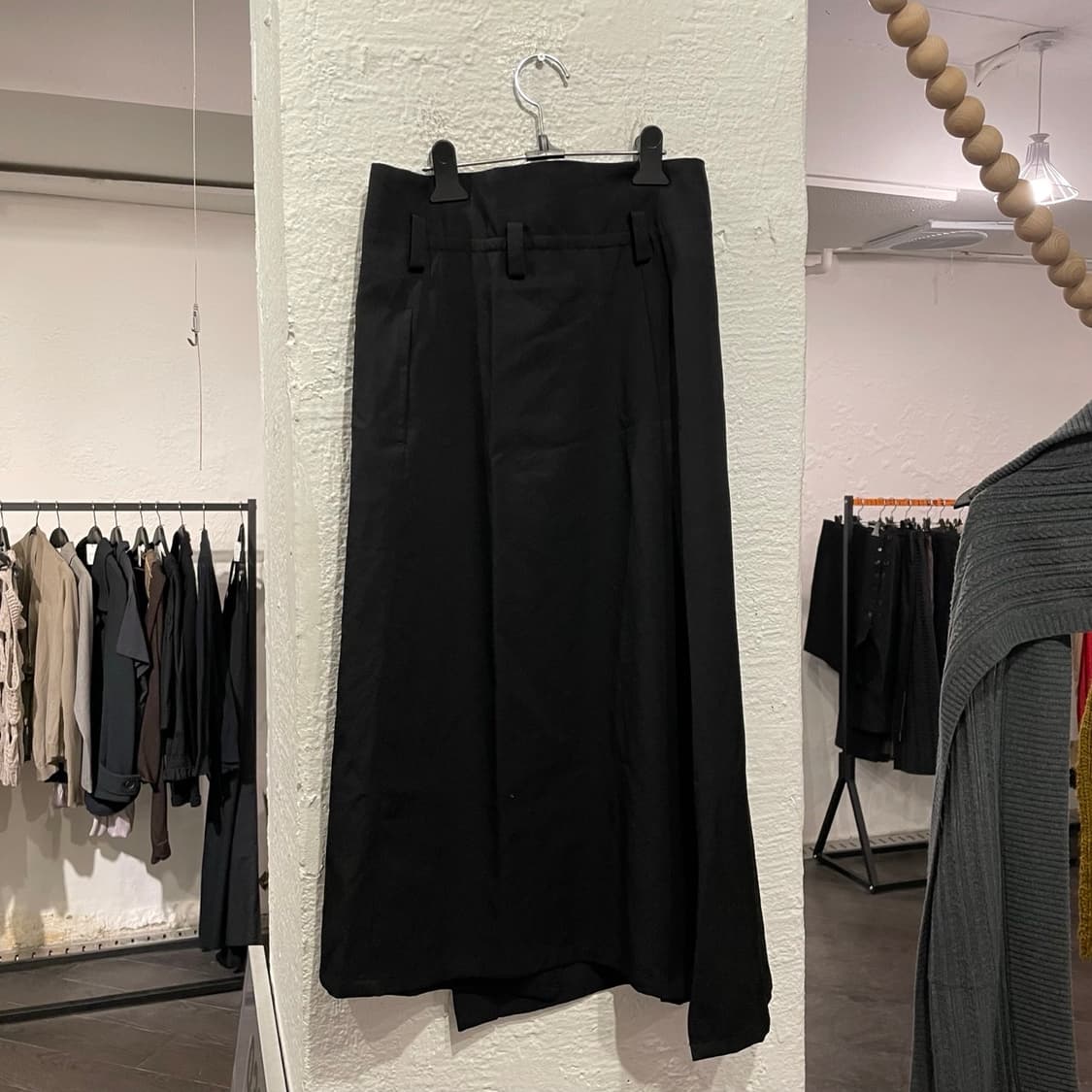 요지야마모토 버튼 디테일 랩 스커트 상품이미지3