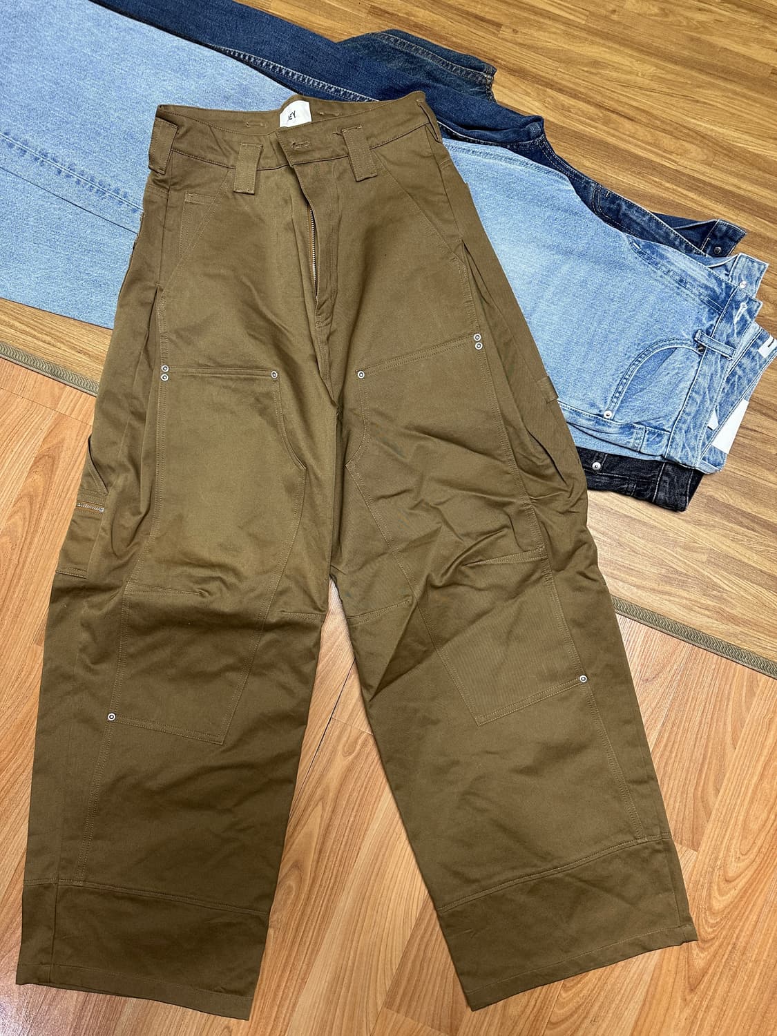 이에이 NU-MAC CARPENTER PANTS Brown 상품이미지1