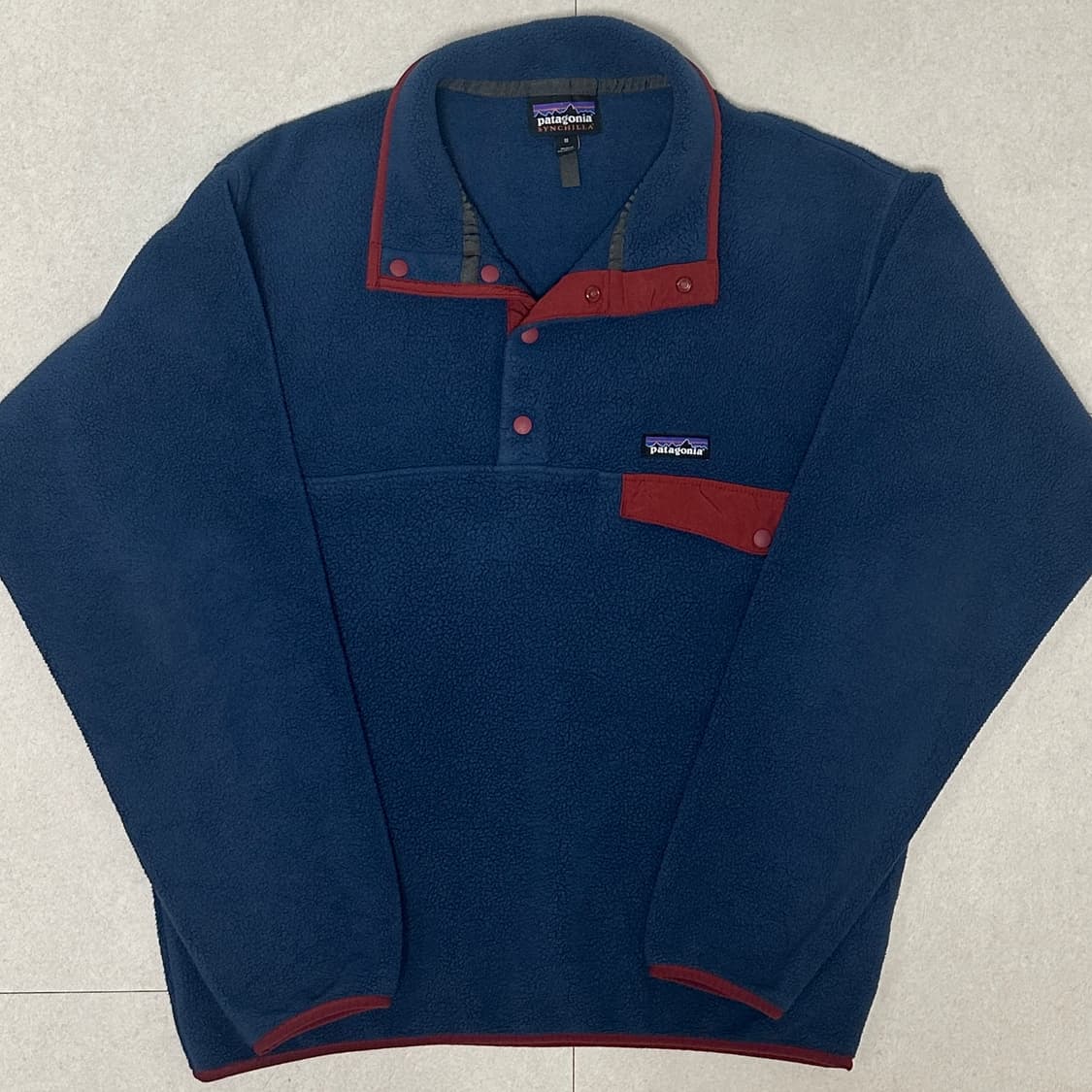파타고니아 신칠라 네이비 레드 상품이미지5