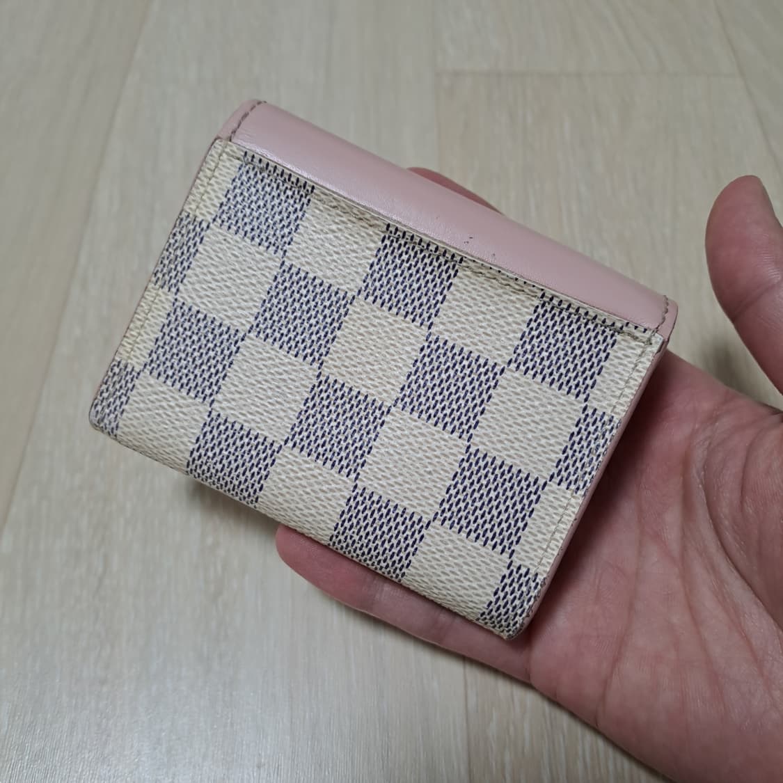 [100%/정품] 루이비통 조에 다미에 아주르 로즈 발레린 지갑 상품이미지3