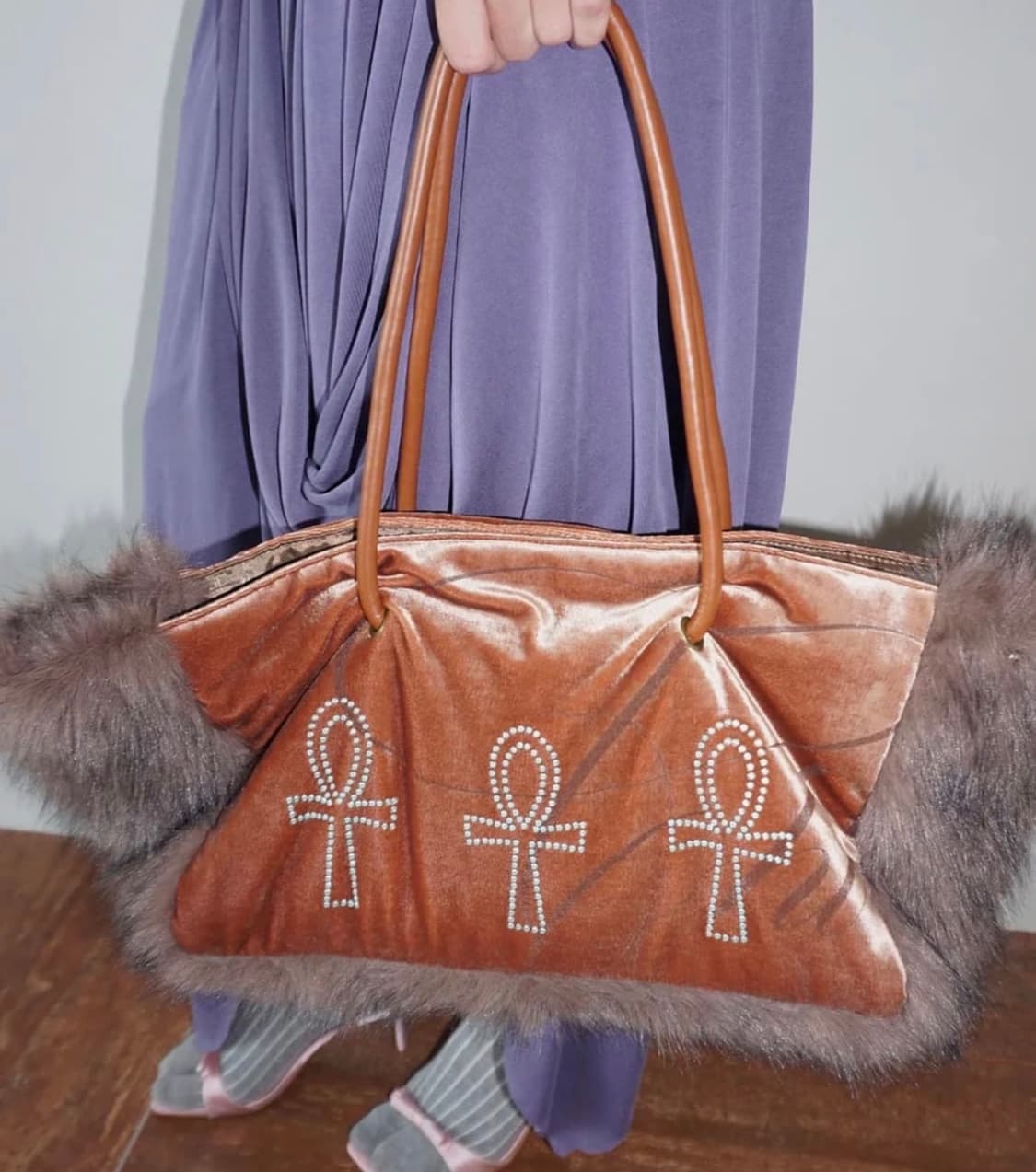 스컬프터 Fluffy Slouch VelvetBag BurntOrange 상품이미지1