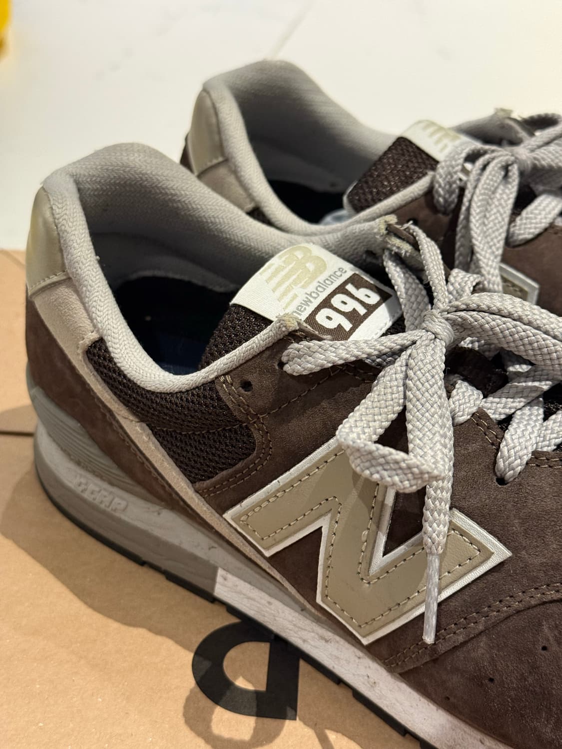 뉴발란스 996 브라운 290 상품이미지1