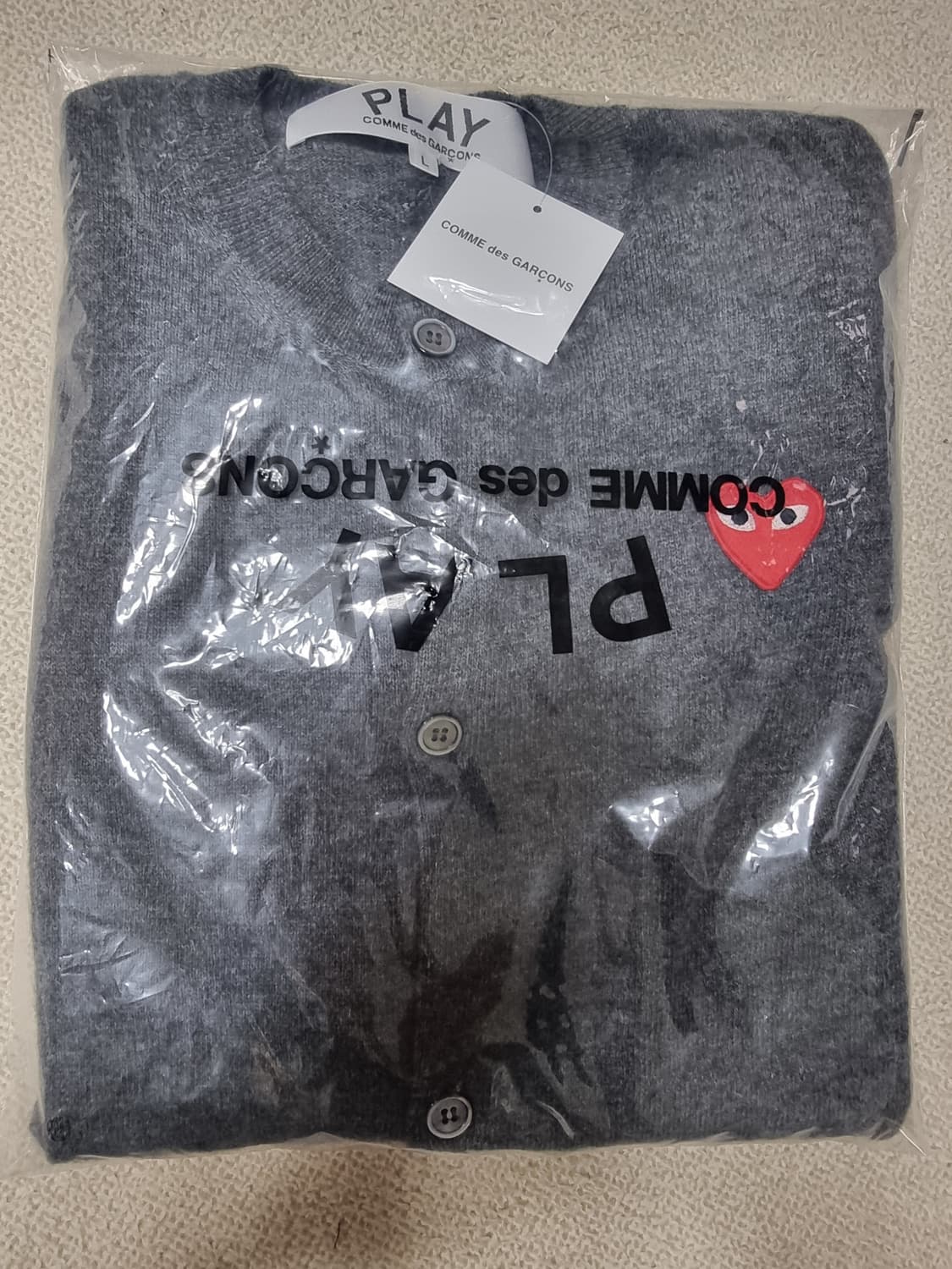 정품)새상품)라운드)L꼼데가르송가기건 상품이미지1