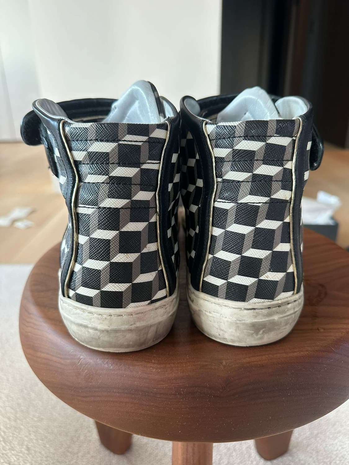 PIERRE HARDY CUBE BOX LEATHER HIGH TOP 상품이미지4