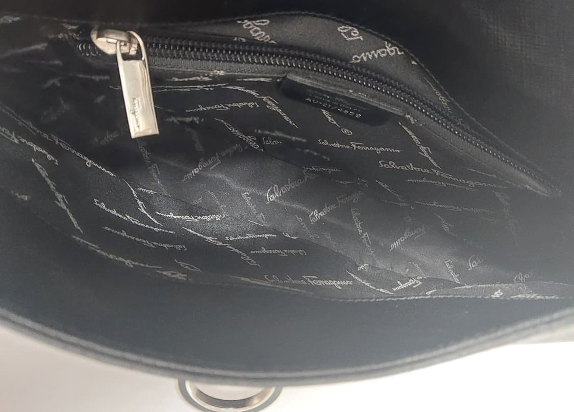 페라가모 사피아노 간치니 레더 숄더백 (정품) 상품이미지7