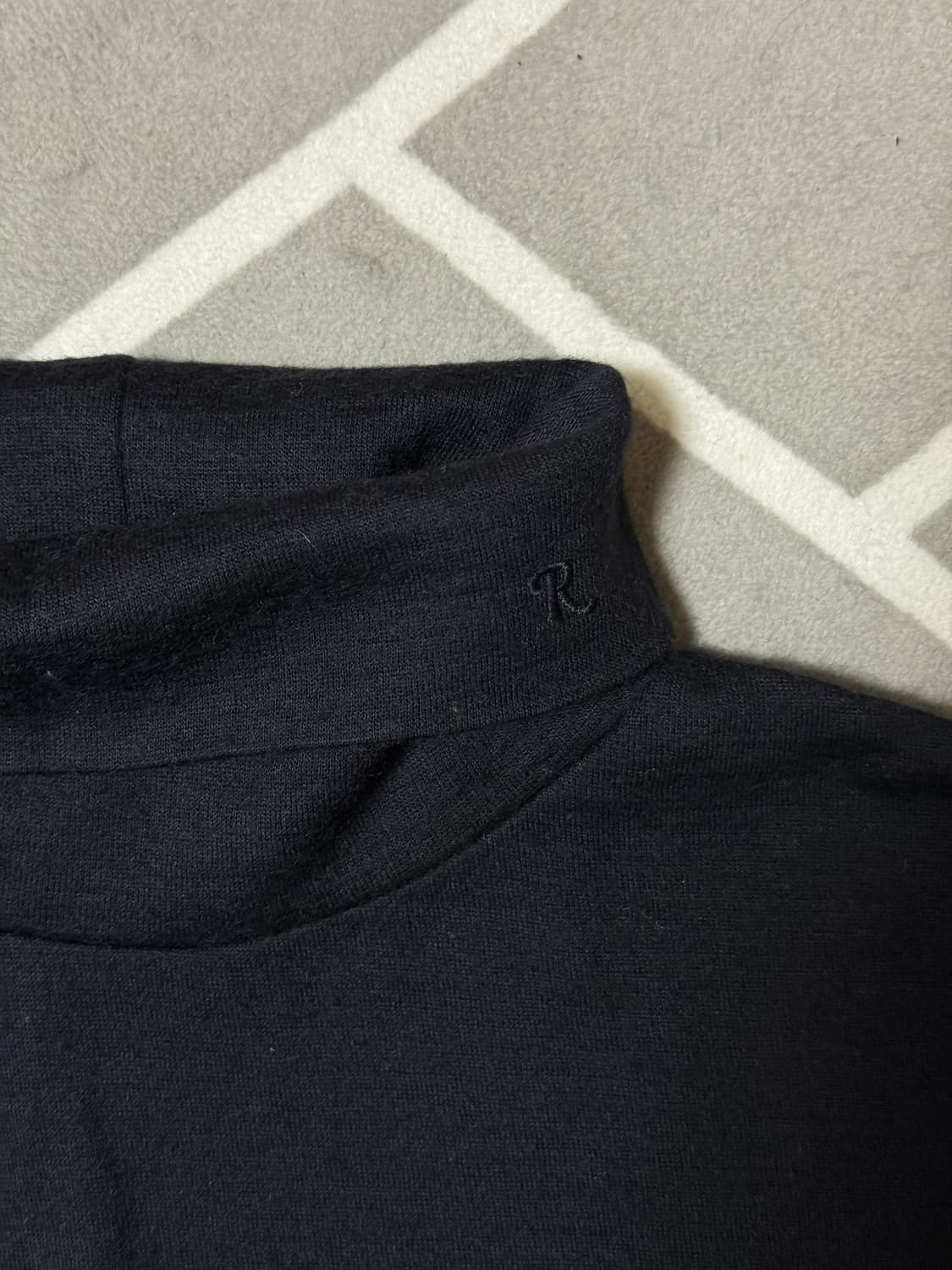 라프시몬스 R로고 터틀넥 상품이미지2