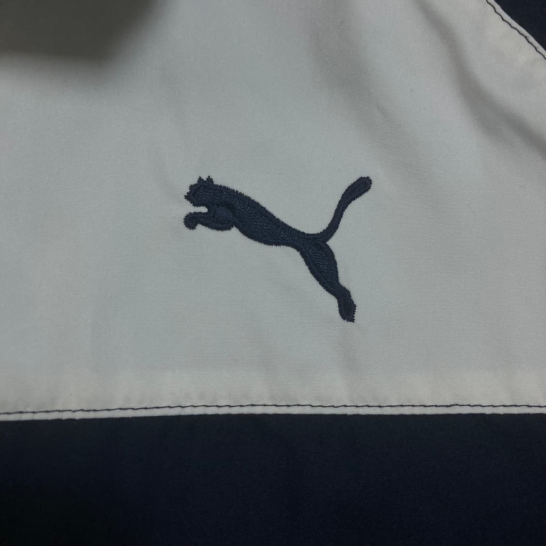 푸마 스몰 로고 믹스 컬러 바람막이 상품이미지2