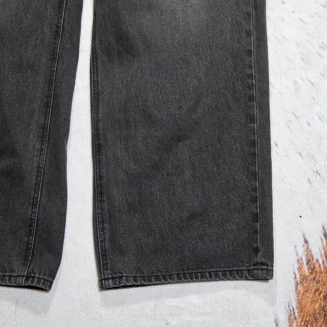 무신사 스탠다드 그레이 와이드 데님팬츠 상품이미지3