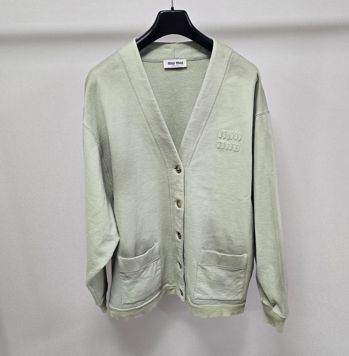 23fw 미우미우 가디건 L사이즈 105 110 판매 상품이미지1