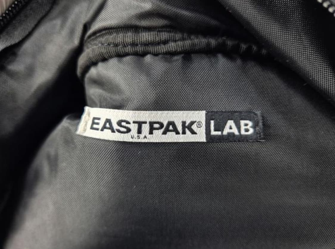 이스트팩 백팩 상품이미지8