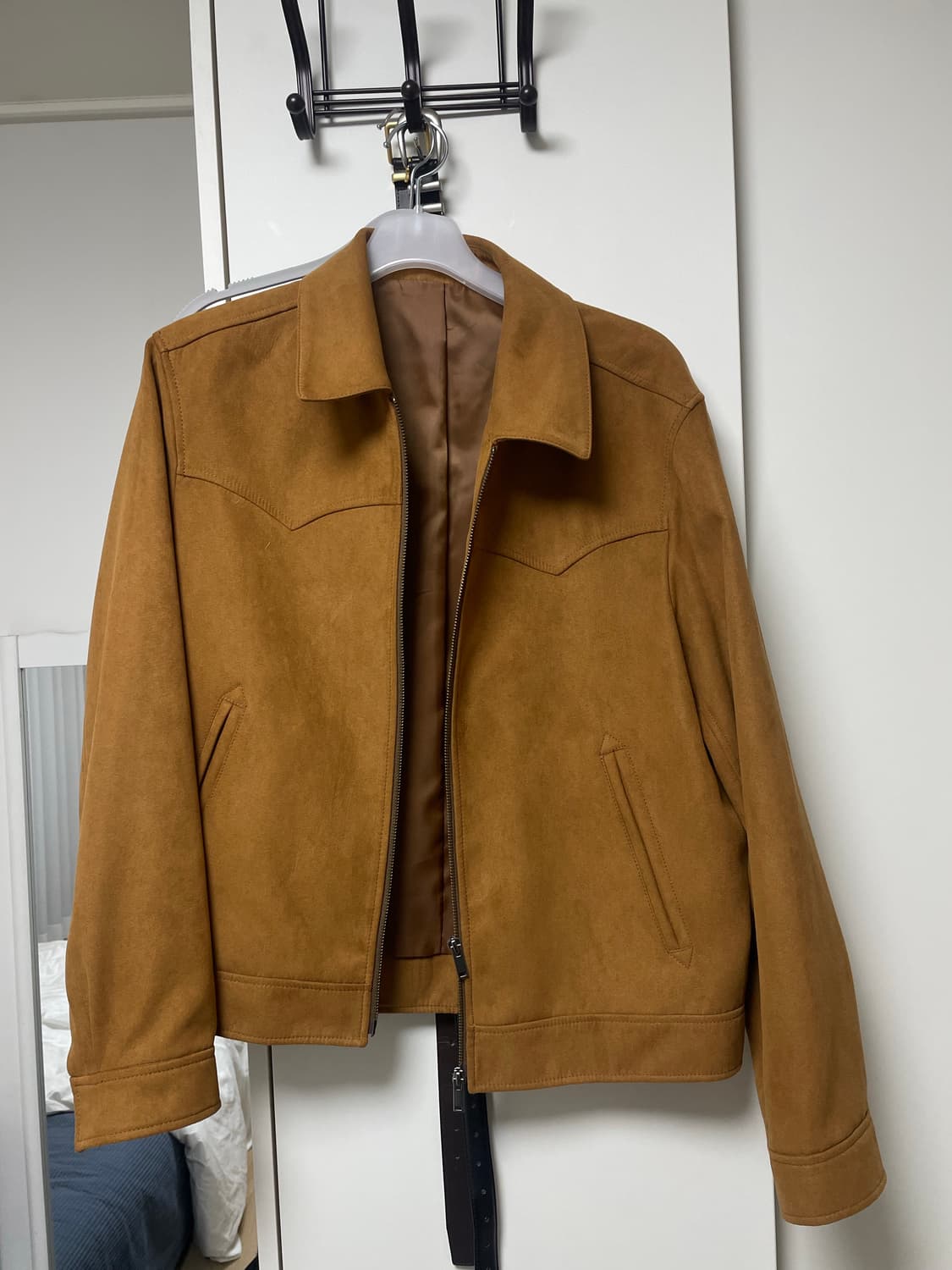 신세틱 스웨이드 미니멀 웨스턴 재킷 [데저트 브라운]  상품이미지3