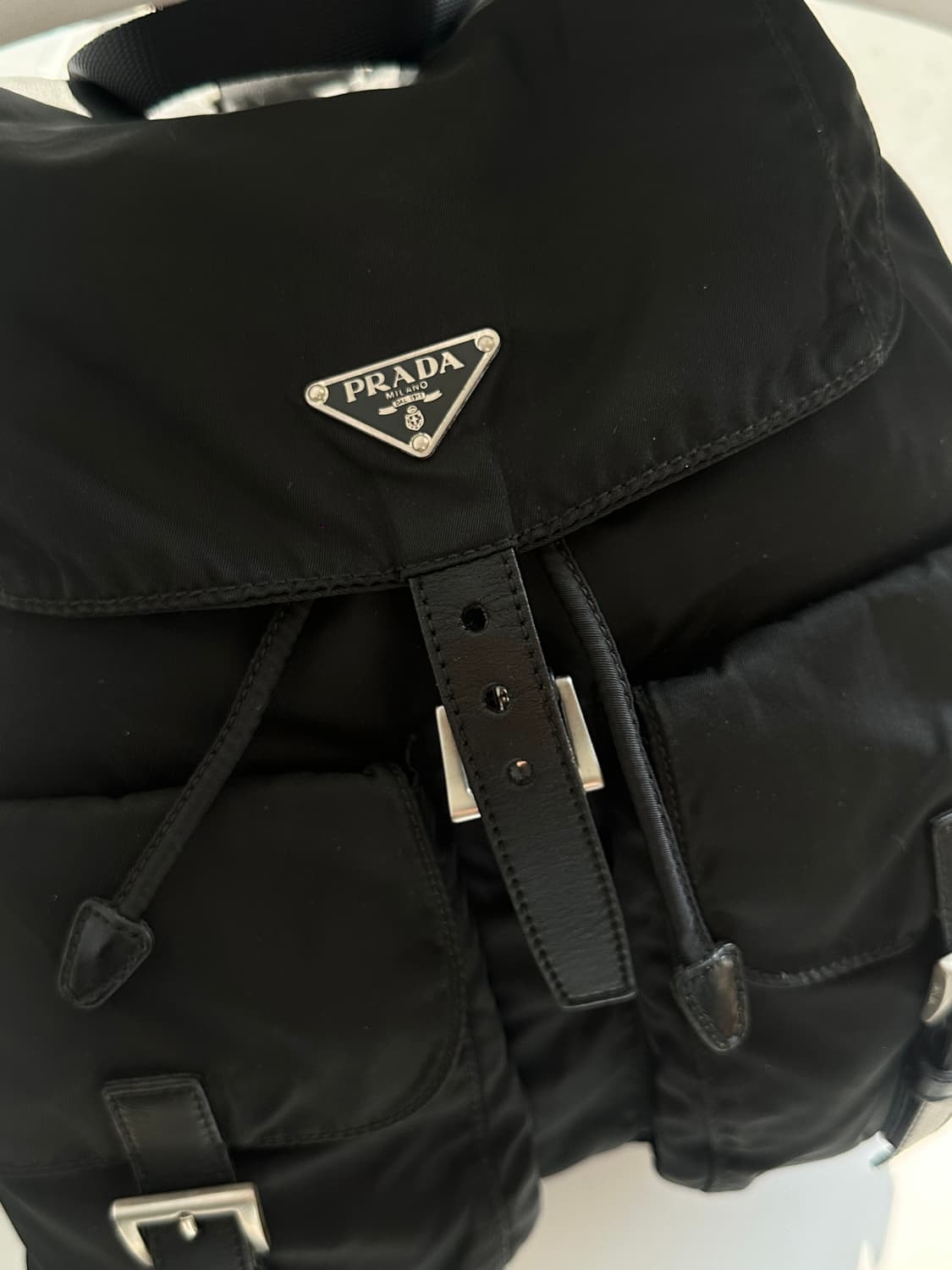 프라다 포코노 나일론 백팩 블랙 정품 상품이미지7