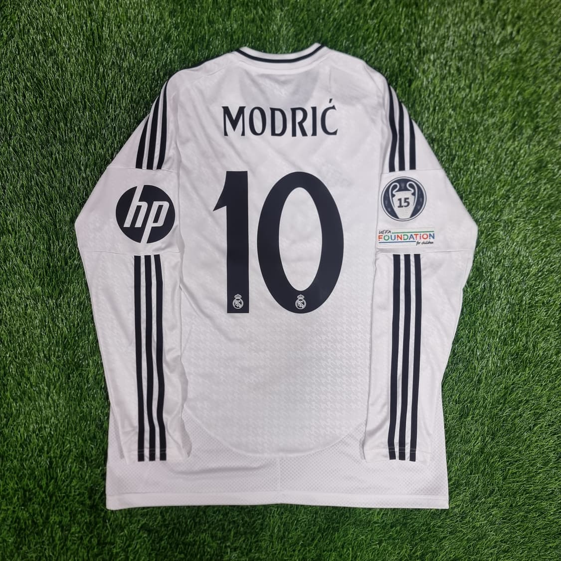 24-25시즌 레알 마드리드 홈 긴팔 유니폼 #10 모드리치 상품이미지1