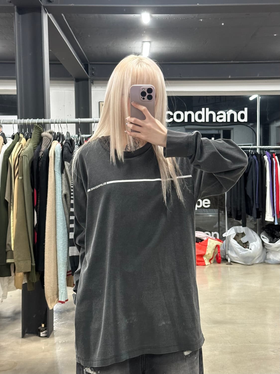 슈프림 블랙 워시드 긴팔 블랙 롱 슬리브 상품이미지1