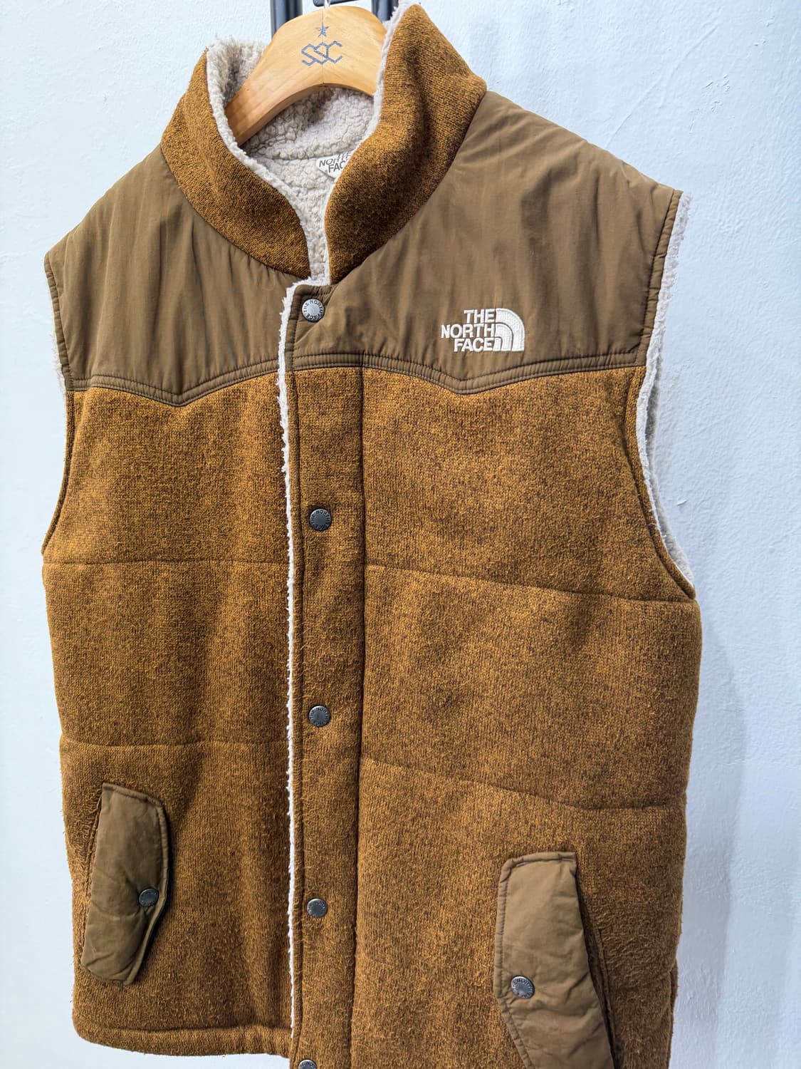 정품) 노스페이스 남성 뽀글이 조끼 105 상품이미지3