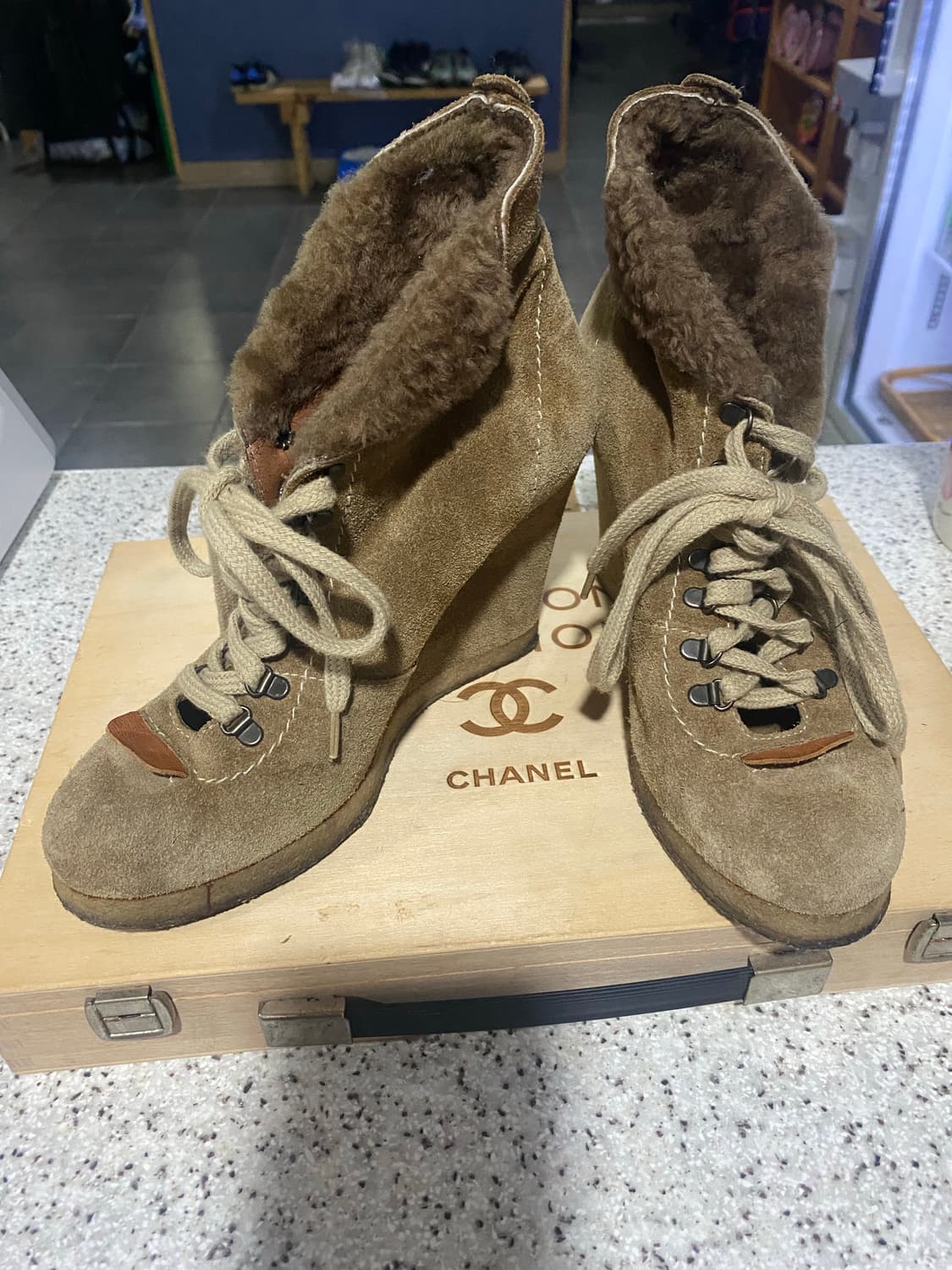 산드로 리얼스웨이드 양모 웨지 부츠 7사이즈 상품이미지4