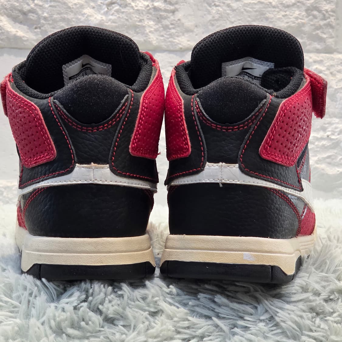 1q-20:나이키 코트 트랜즈션 미드 키즈 레드 블랙 (230mm) 상품이미지3