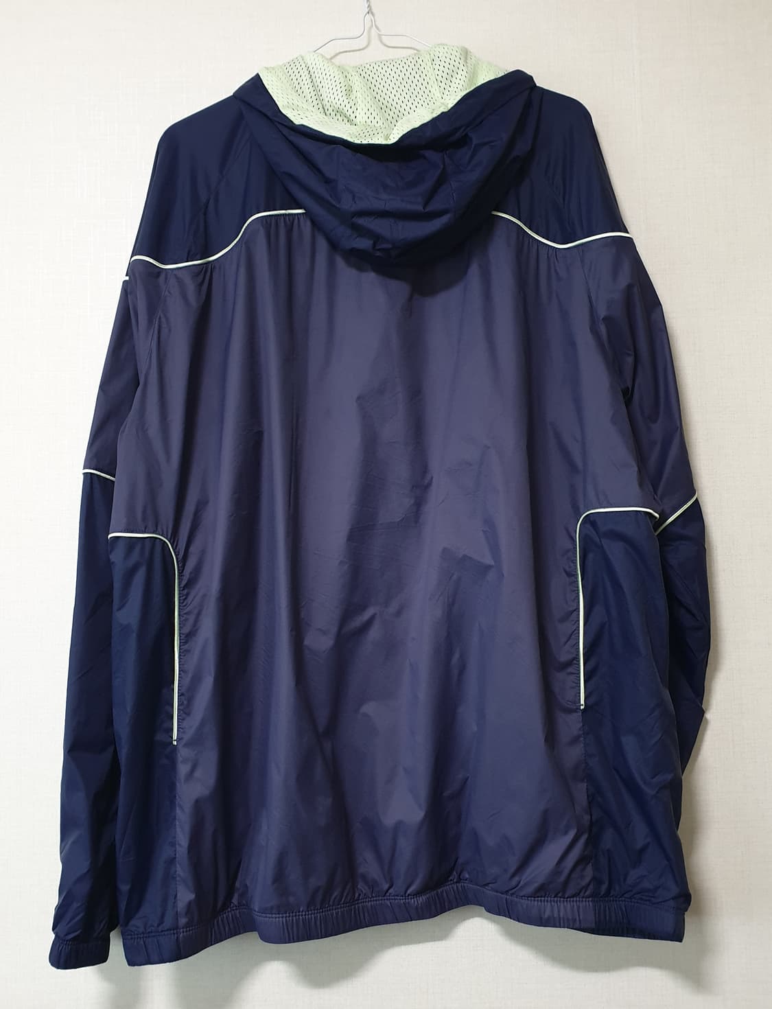 언더아머 바람막이 2XL 사이즈 상품이미지2