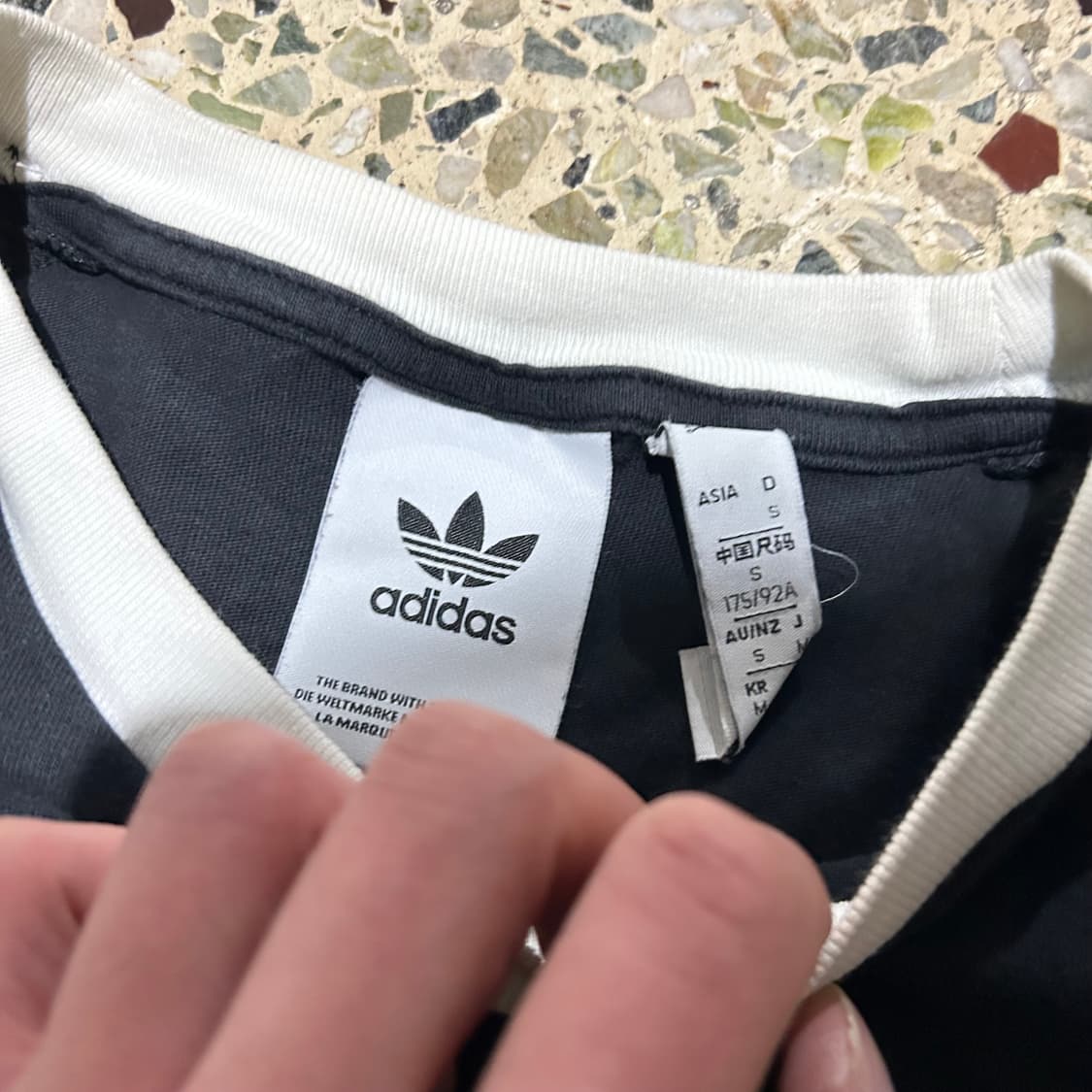 아디다스(ADIDAS)블랙 링거티 상품이미지4