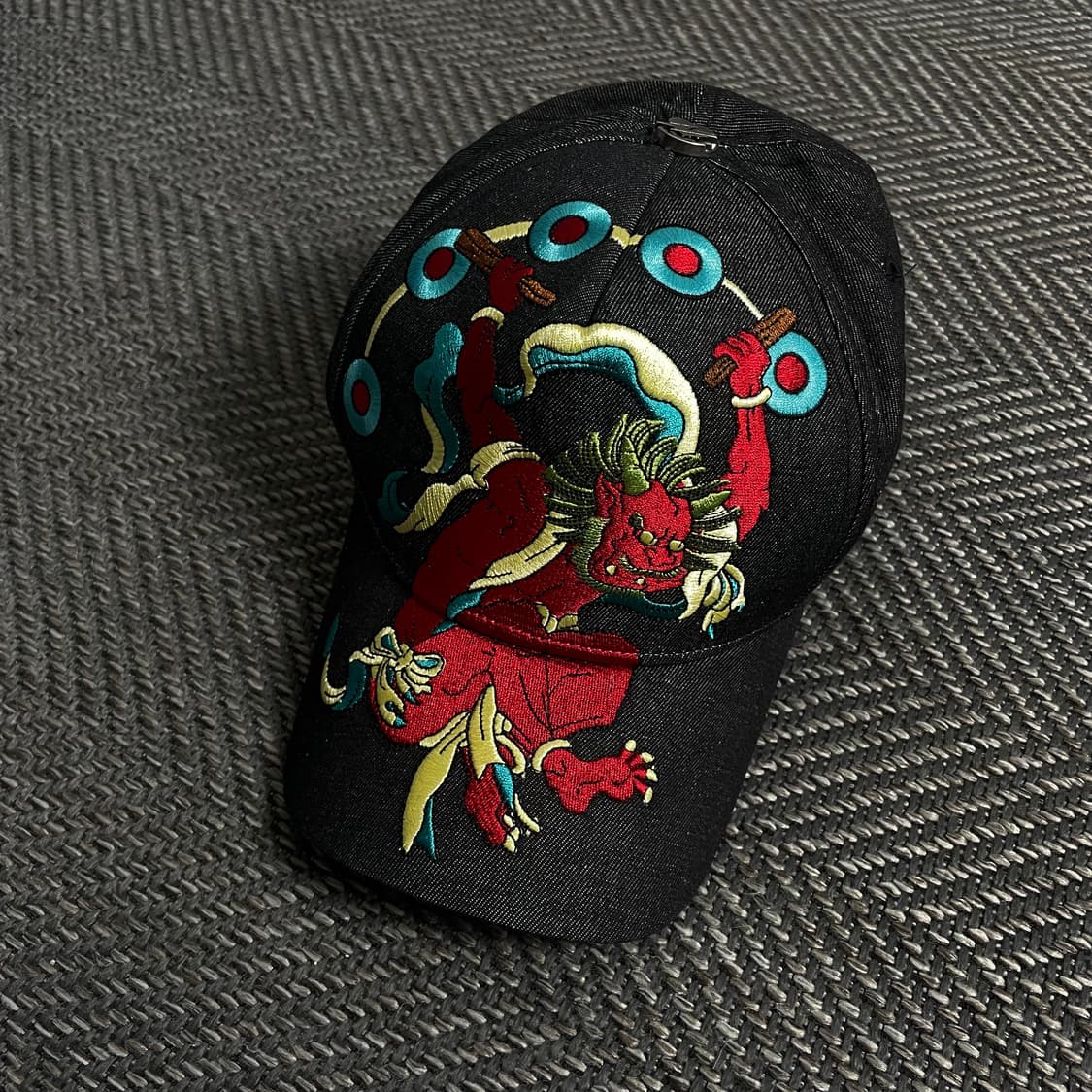 TOUCH YOUR HEART y2k 빅 자수 볼캡y 4594 상품이미지2