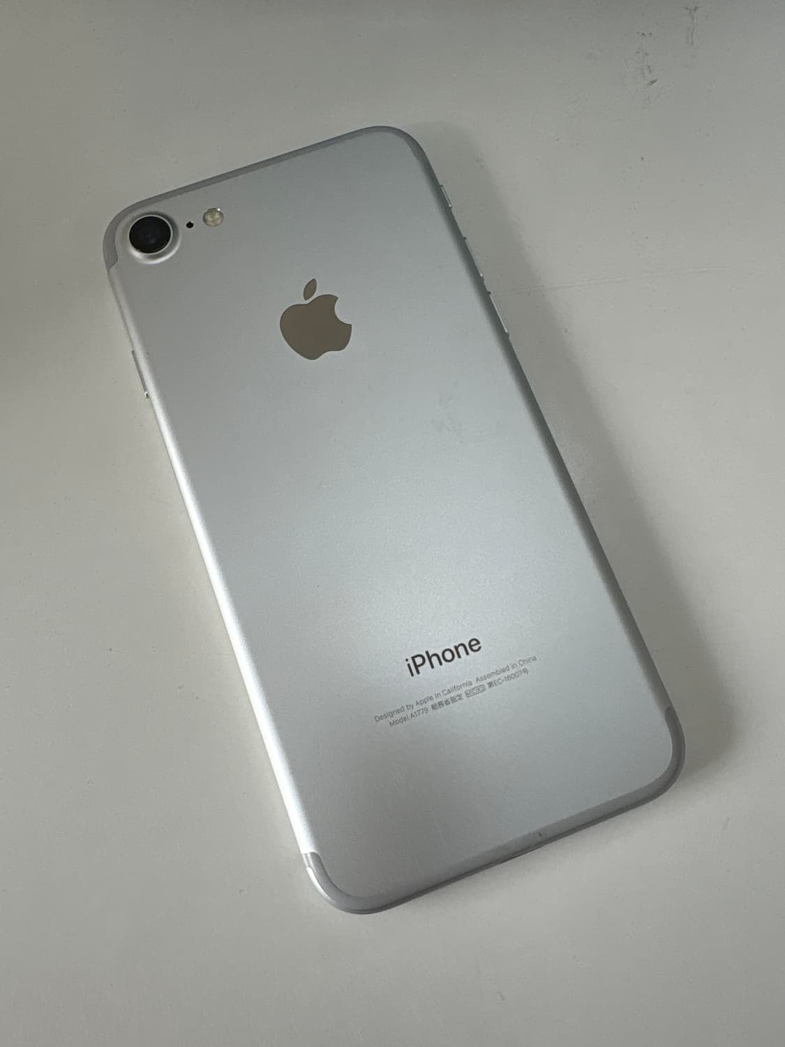 아이폰7 32g 실버 일본판 상품이미지1