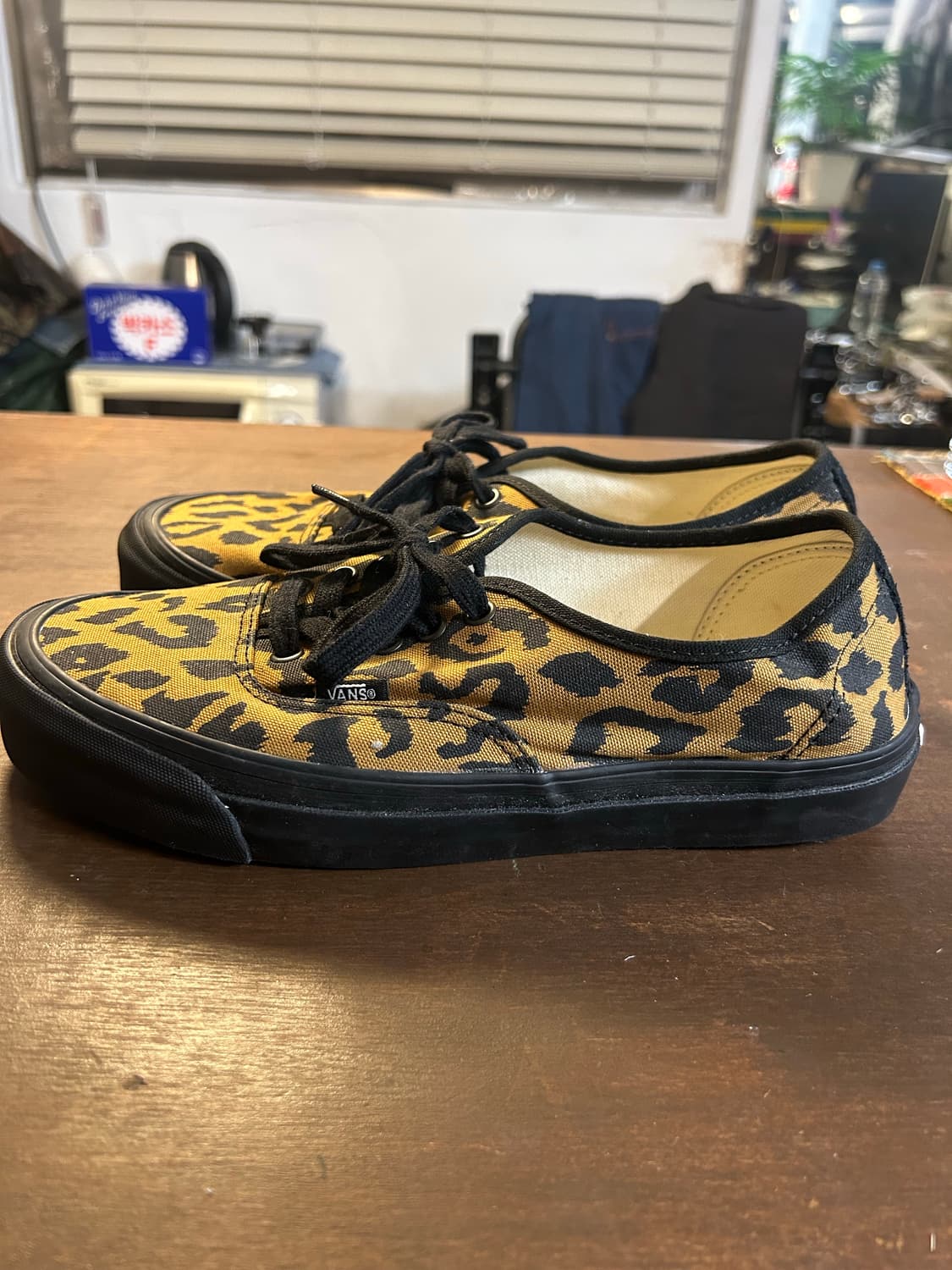 반스 프리미엄 어센틱 레오파드 270size 상품이미지2