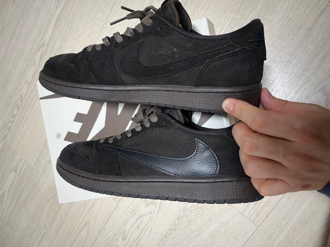 나이키 조던1 트래비스스캇 벨벳브라운 270 상태 굿(크림발) 상품이미지9