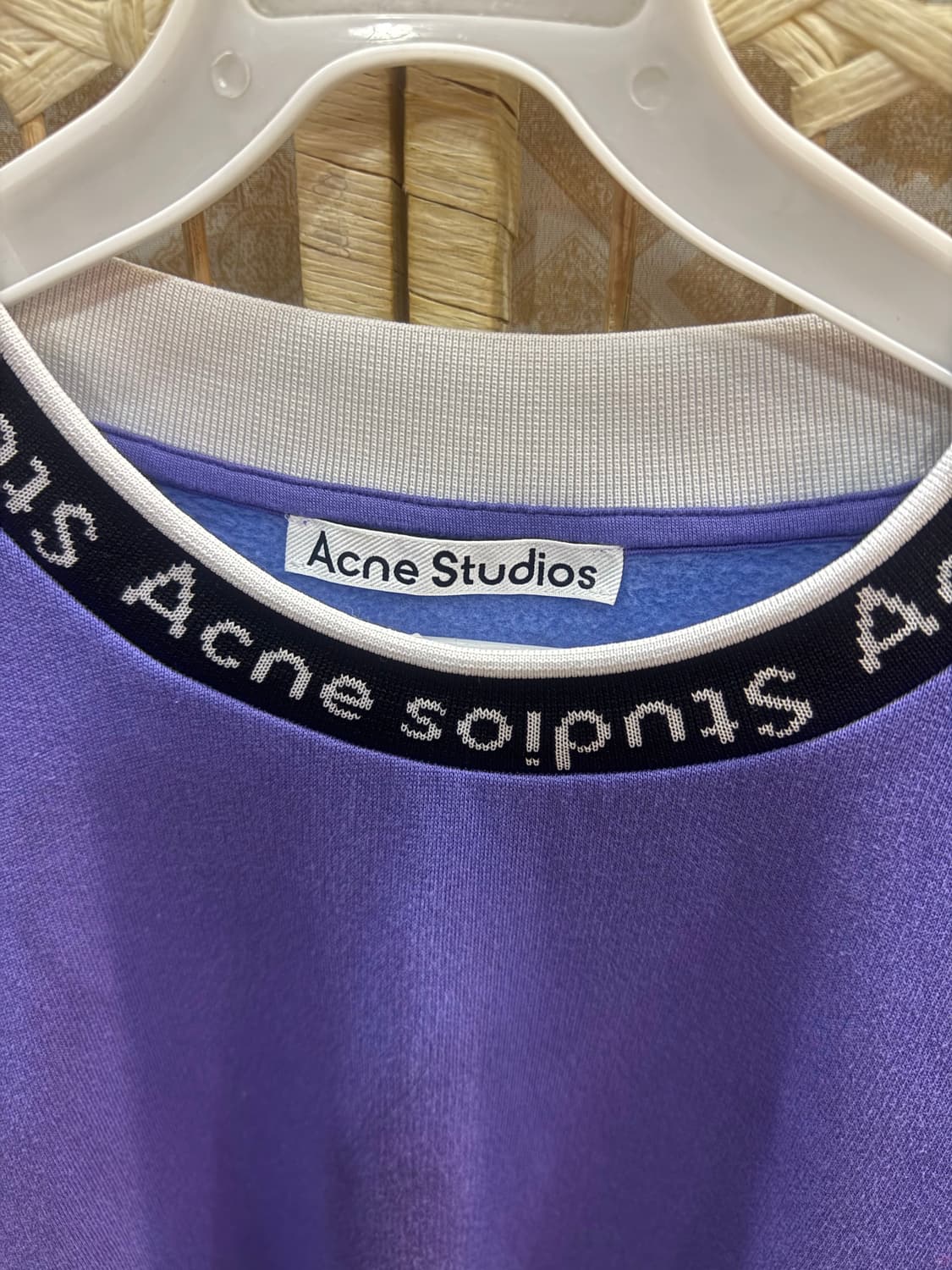 100 정품 아크네스튜디오 플로고 퍼플 스웻셔츠 팝니다 상품이미지2