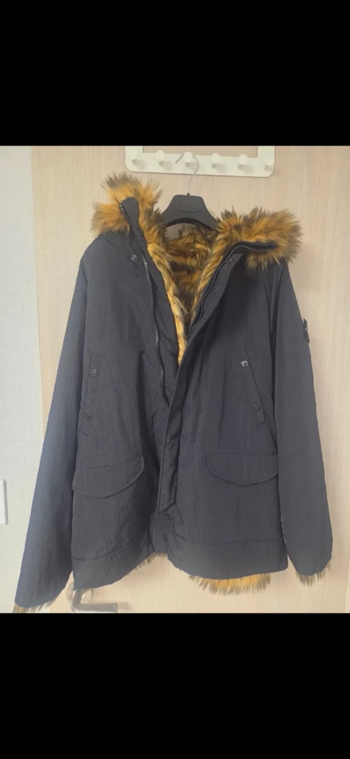 스톤아일랜드X슈프림 리버서블 퍼 파카 M 상품이미지2