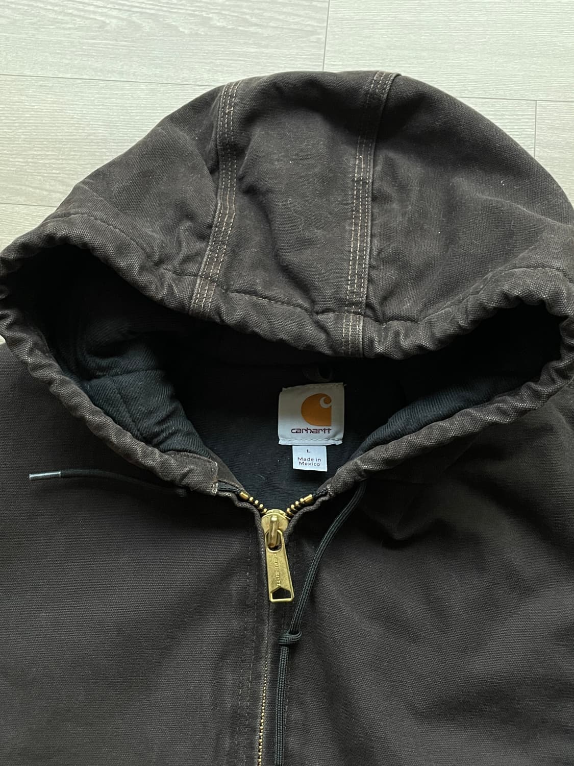 칼하트 j130 DKB 다크 브라운 액티브 자켓 샌드스톤 상품이미지4