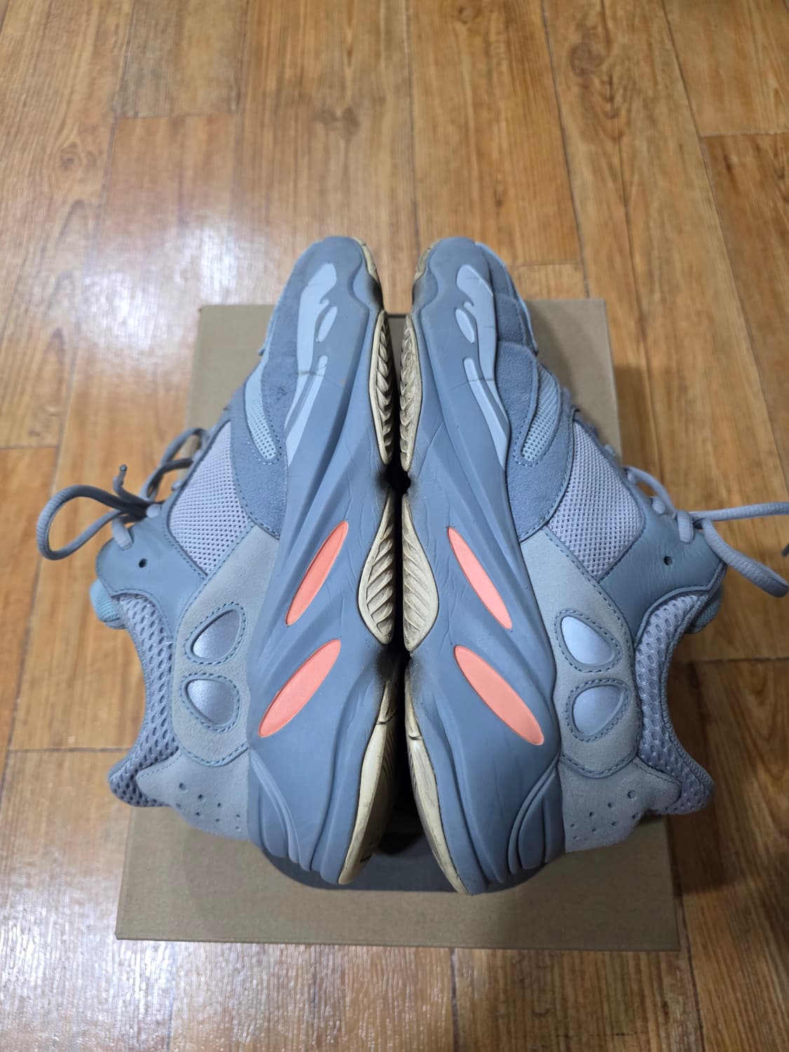 아디다스 이지부스트700 이너시아[280] 상품이미지3