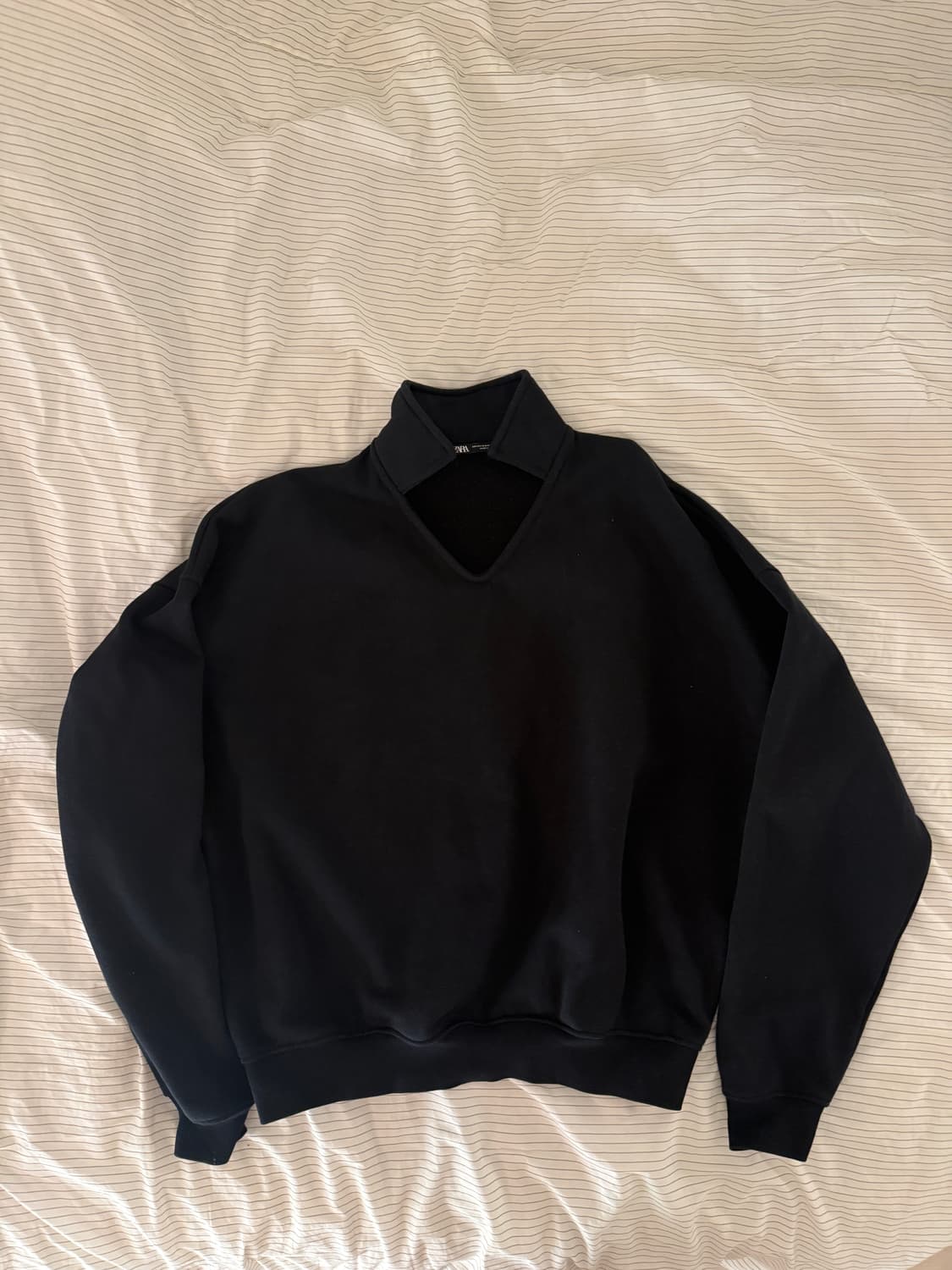 자라 크롭핏 폴로셔츠 S-M사이즈 상품이미지3