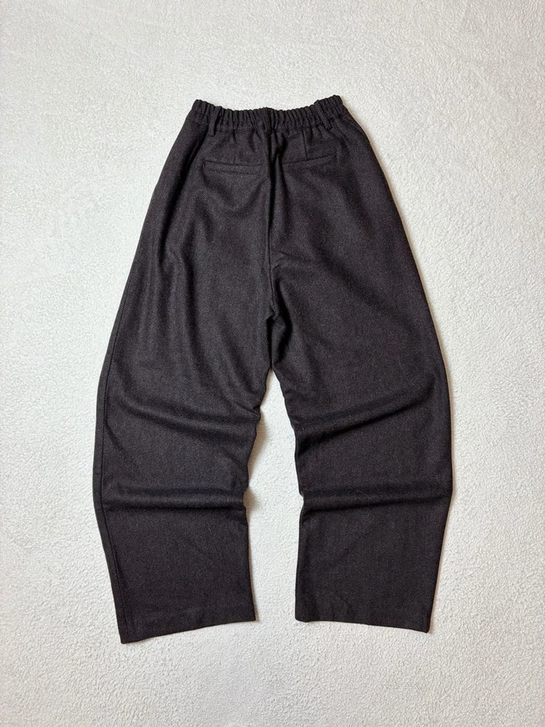 포저 POSZER 울 헤링본 투턱 와이드 팬츠 PN6418 상품이미지5