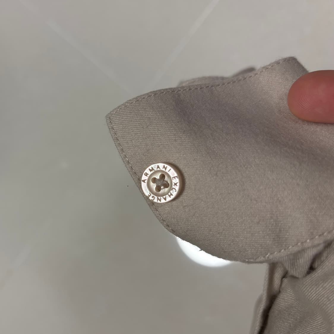 정품 아르마니 익스체인지 빅포켓 베이지 루즈핏 셔츠 상품이미지6