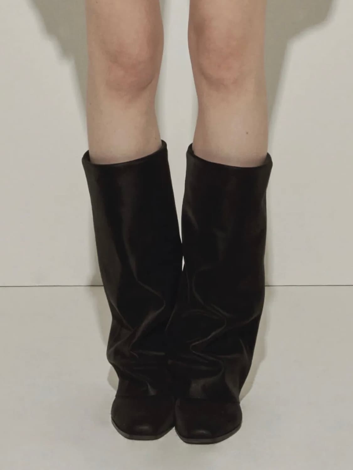 Wrinkle leather boots (black) 상품이미지1
