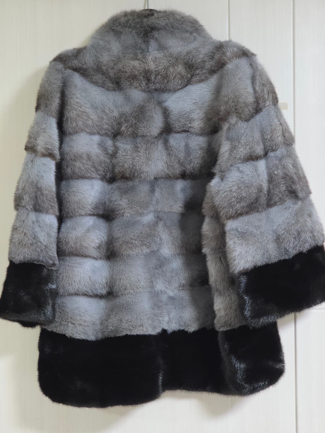 리얼 퍼(밍크 기반 + 친칠라 스타일 패턴) 하프 코트 상품이미지2