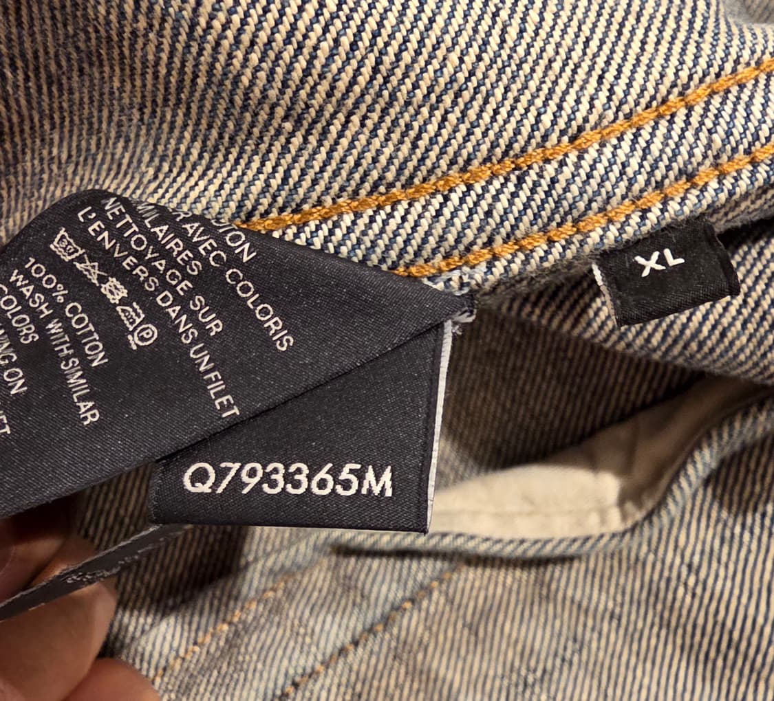 셀린느 오모테산도 리뉴얼 한정 르 팔라스 데님자켓 BTS V착용!! 상품이미지10