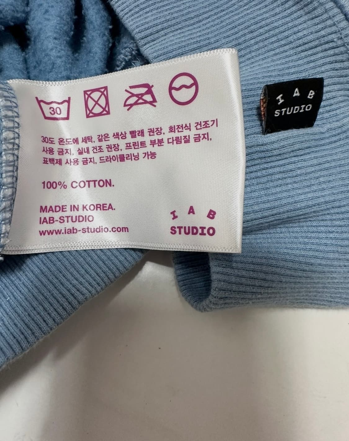 아이앱스튜디오 스카이블루 맨투맨 상품이미지7