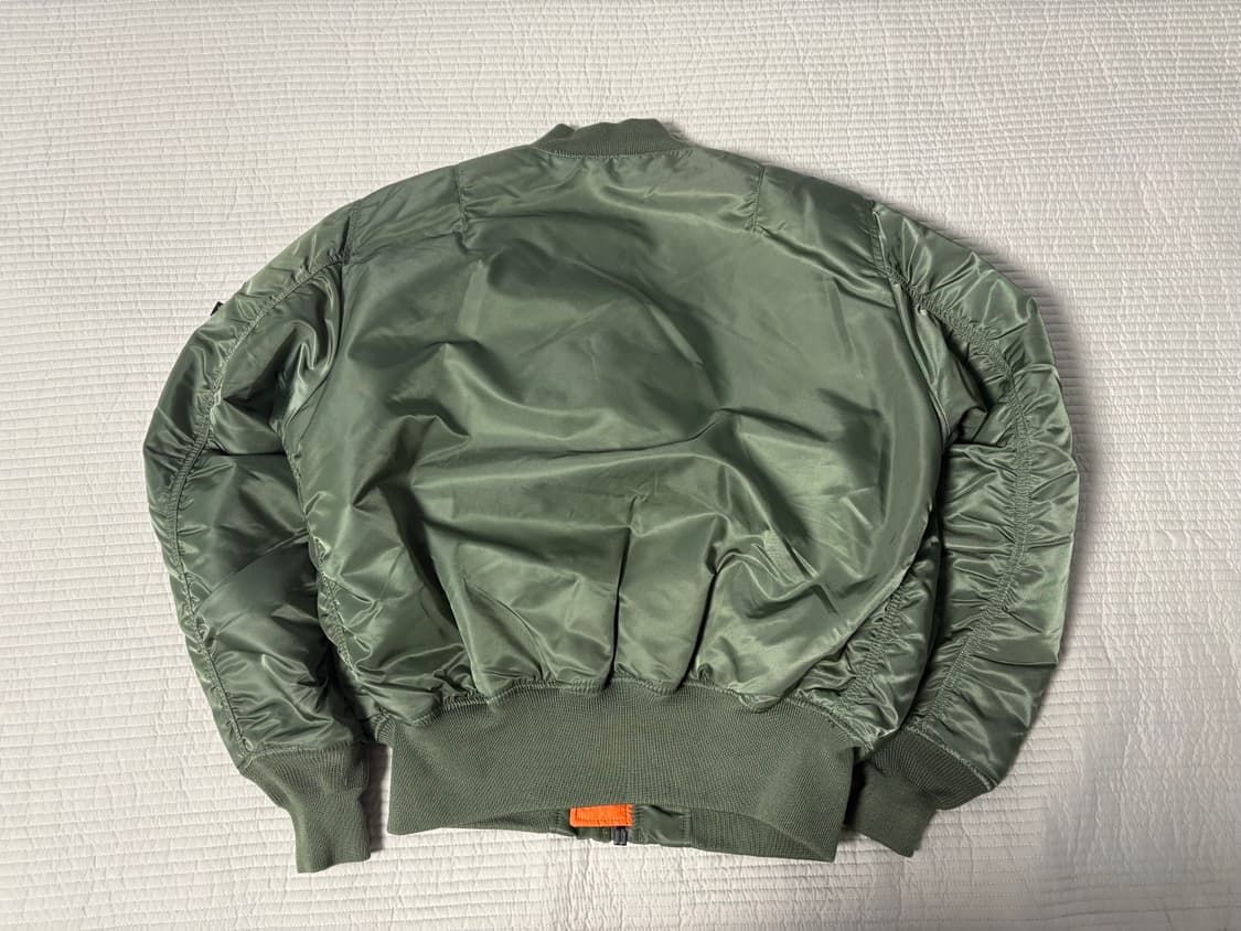 알파인더스트리 Ma-1 세이지 상품이미지2