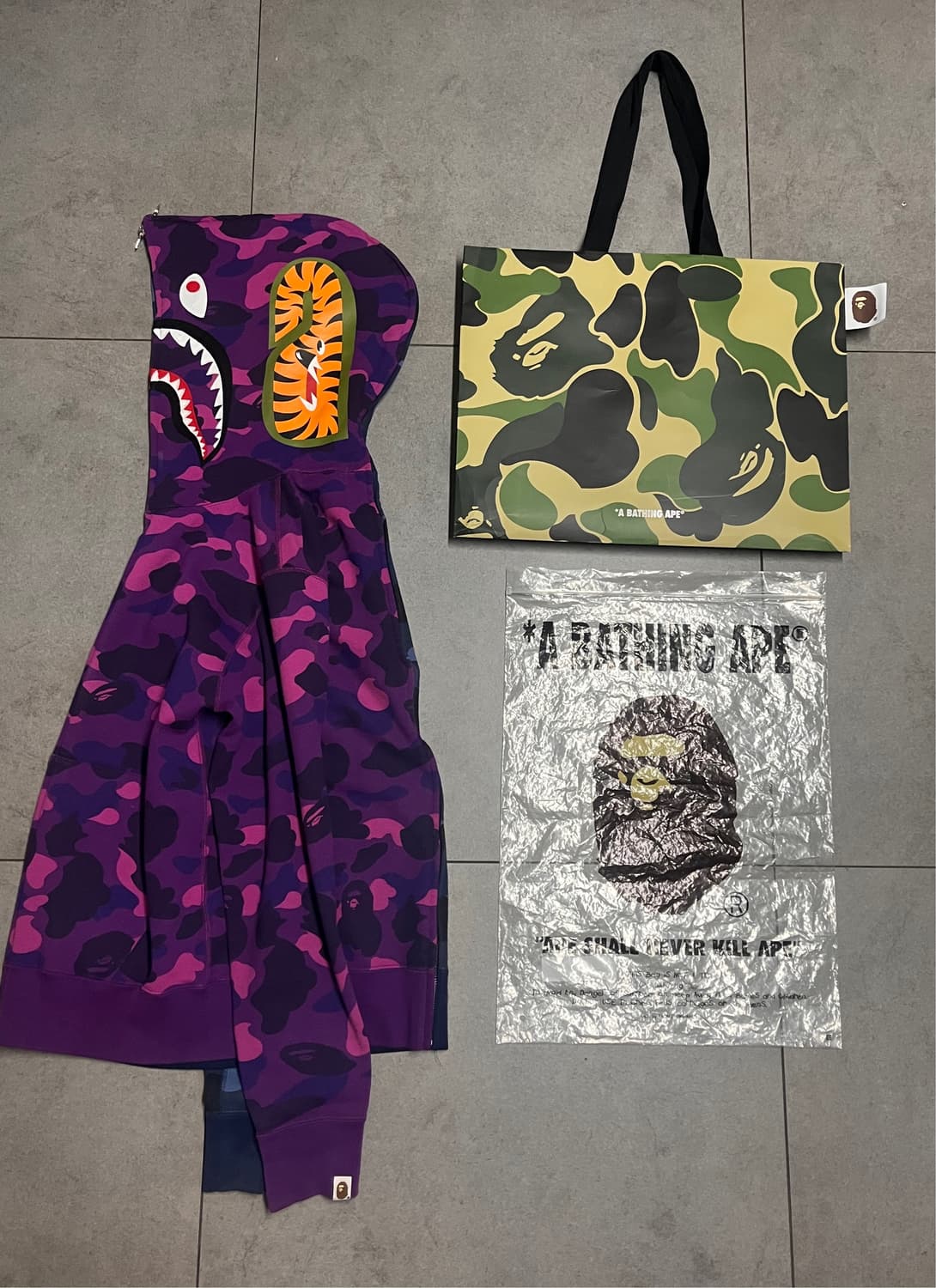 새상품급) 베이프 세퍼레이트 아수라 샤크 후드집업  상품이미지2