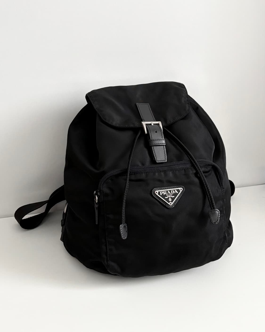 PRADA 프라다 삼각 플레이트 원포켓 백팩 상품이미지3