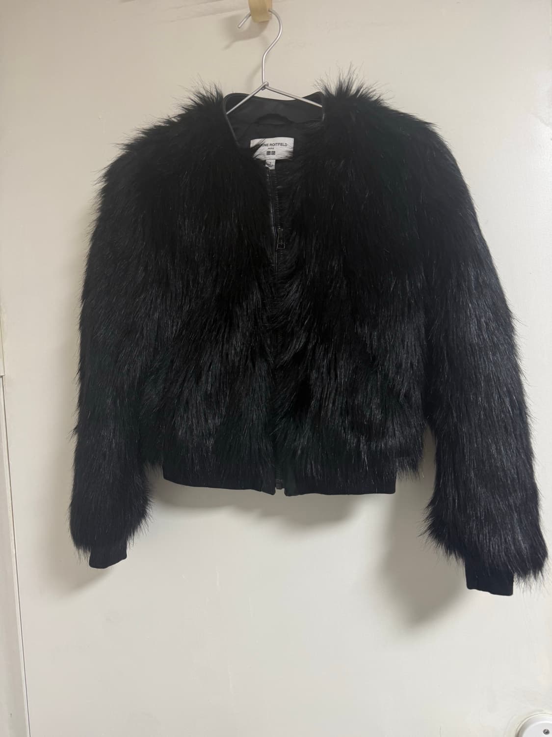 유니클로x카린 로이펠트 블랙 인조 모피 자켓 S 상품이미지1