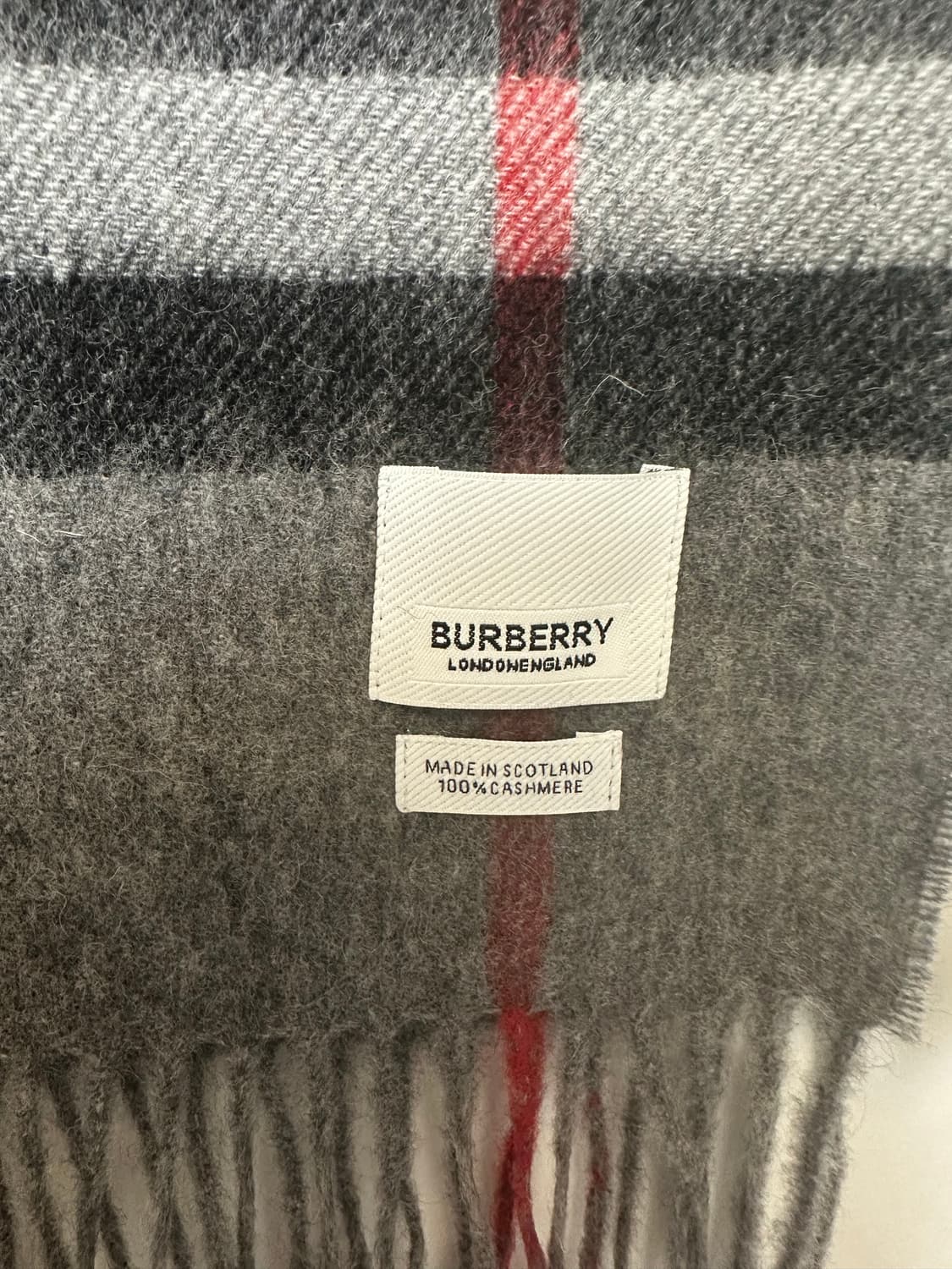 버버리 캐시미어 머플러 그레이 체크 상품이미지3