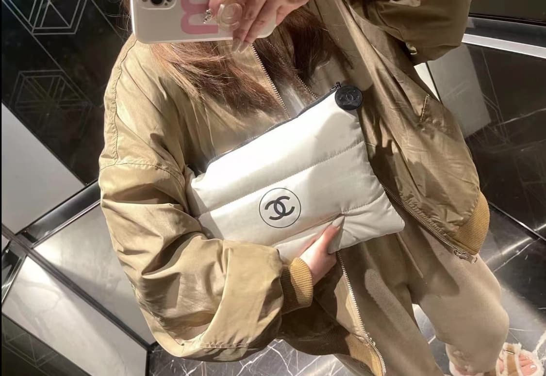 샤넬 패딩 방수 큰 파우치 상품이미지1