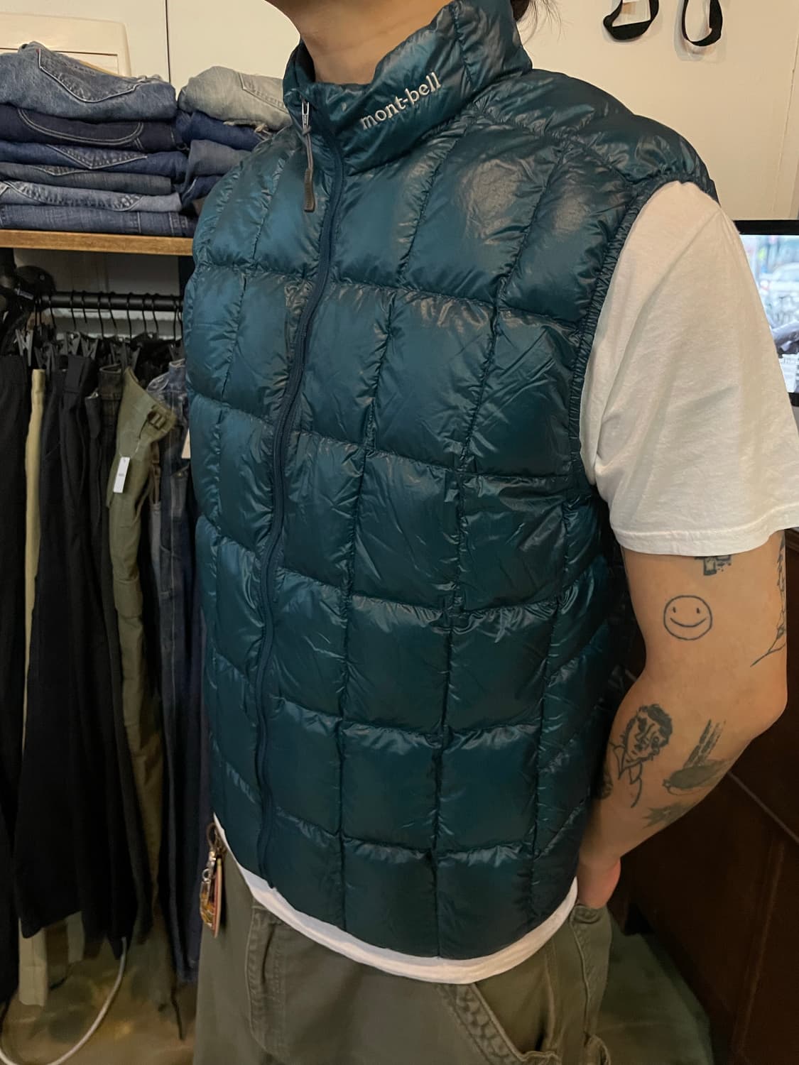 몽벨 재팬 구스다운 경량패딩조끼 L 상품이미지3