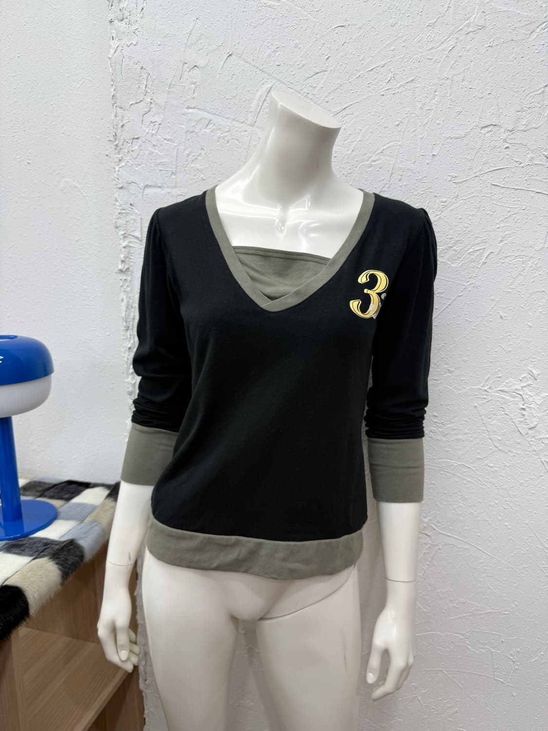 빈티지 빈티지 아디다스 00‘s 레터링 긴팔티 상품이미지1