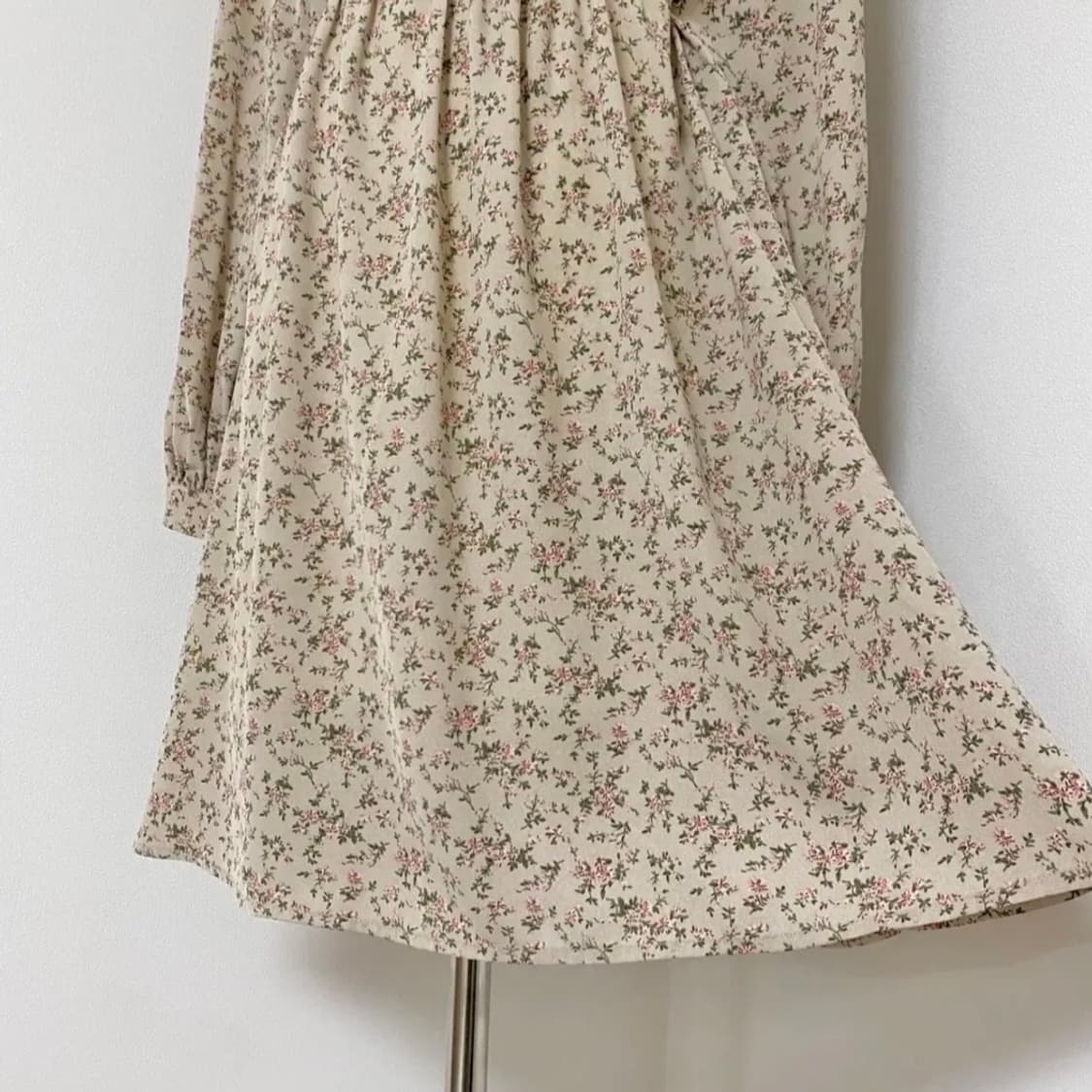 일본 빈티지 잔꽃 꽃무늬 플라워 패턴 프릴 미디 롱 긴팔 쉬폰 원피스 상품이미지4