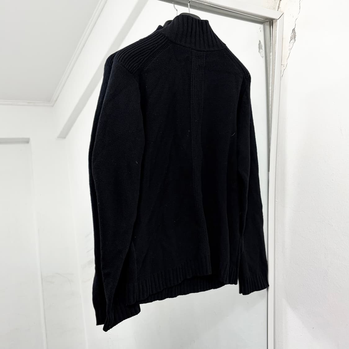 아르마니 익스체인지 나폴레옹 반집업 니트 상품이미지5